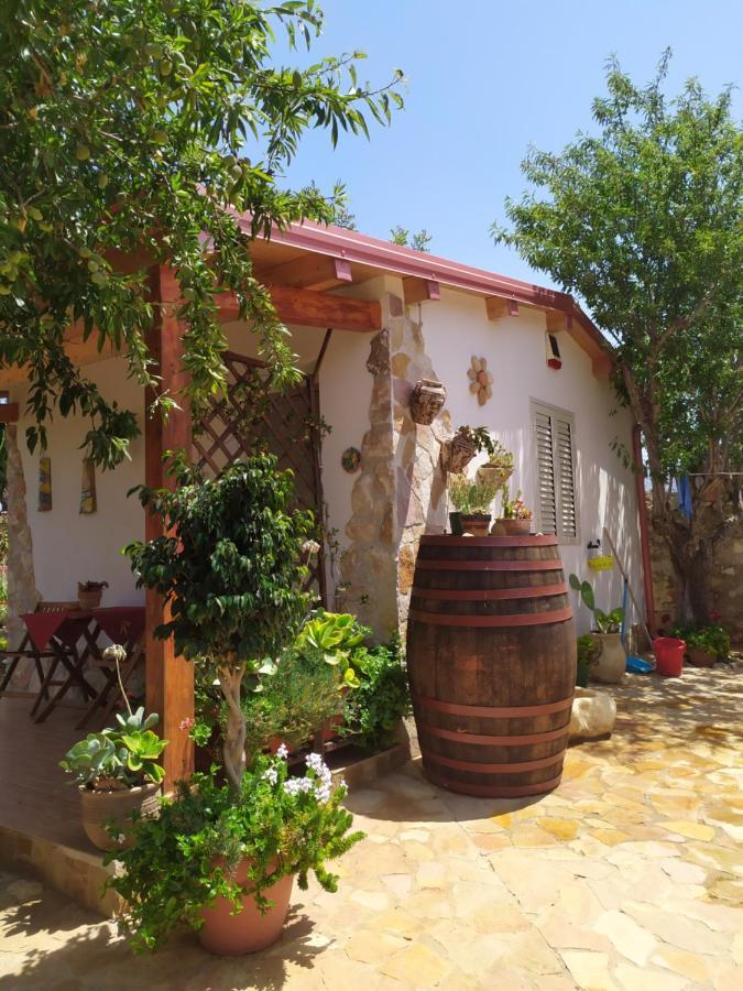 I Ciusiddi Bed & Breakfast Portopalo Di Capo Passero Exterior photo